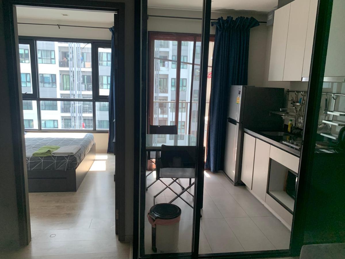 The Base Apartment Pattaya Exterior photo